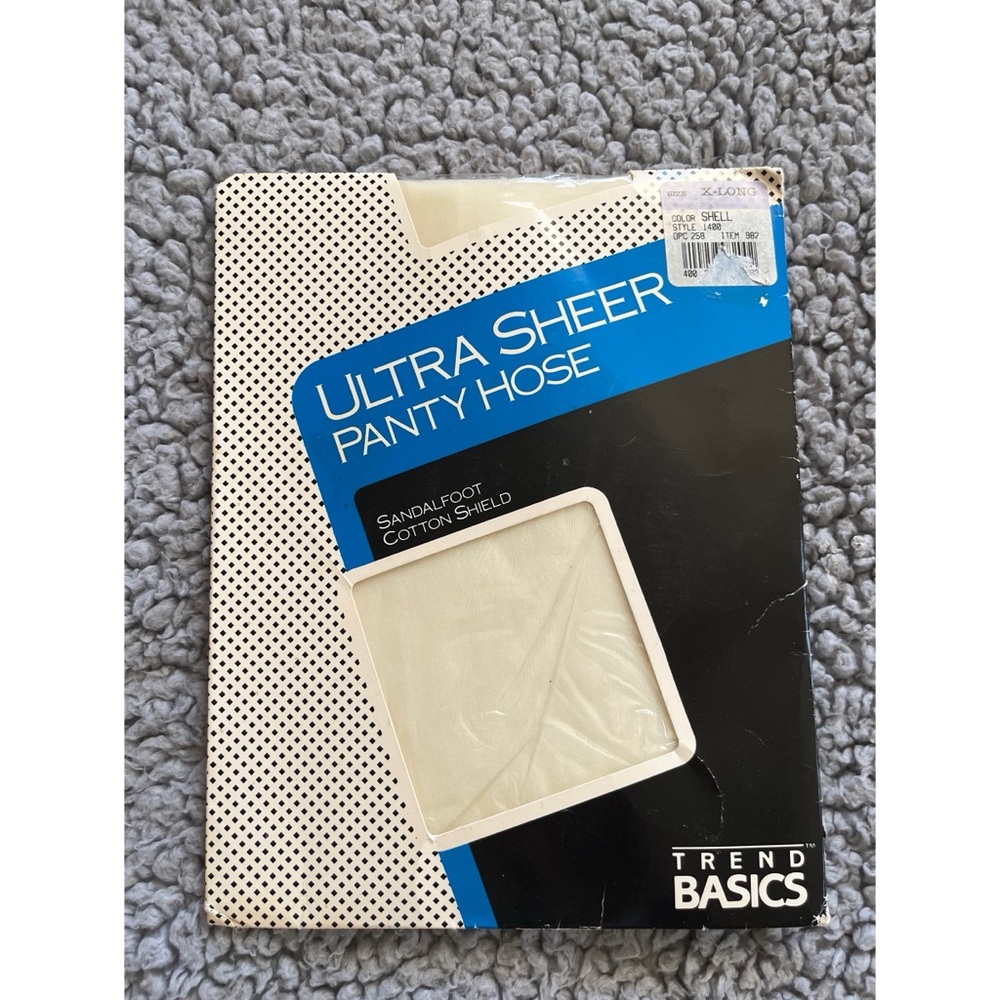Trend Basic Extra Long Ultra Sheen Shell/Cream Panty Hose.